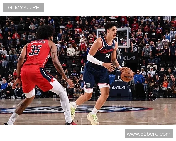 快船队签下自由球员，加强内线实力